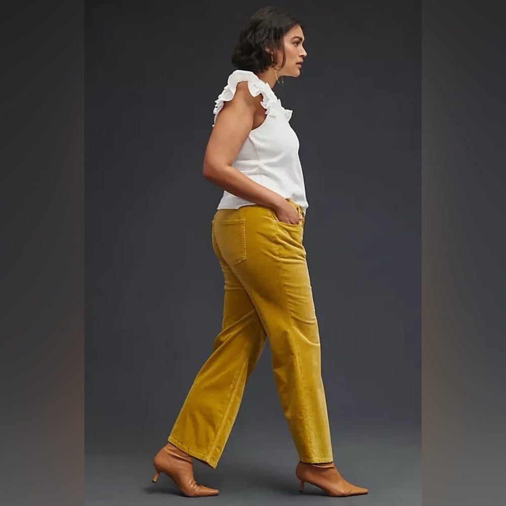 Pilcro The Yaya Mid-Rise Crop Flare Corduroy Jeans | Size 31 - Picture 4 of 11